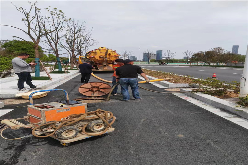 郊区污水池为什么要定期清理