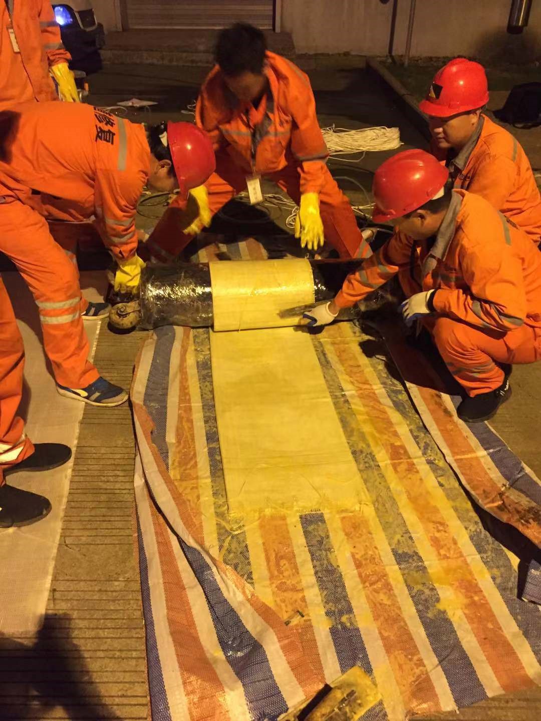 郊区CIPP局部树脂固化法