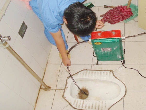 郊区如何知道管道疏通公司哪家好？